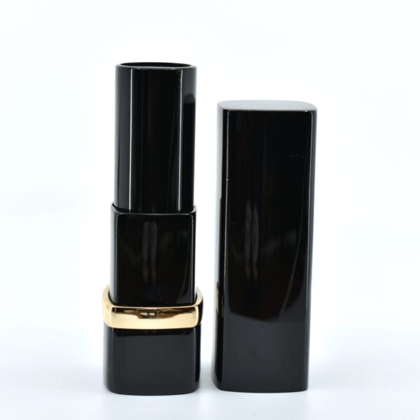 <b>Elegant Ring-Accent Lipstick Tube </b><br><i> Cup Size: 12.1/12.7mm </i></br>SKU: 257MA-BL7112