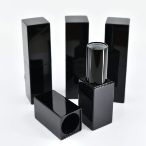 Square Luxury Lipstick Tube  Cup Size: 12.1/12.7 mm SKU: 257MA-BL7172