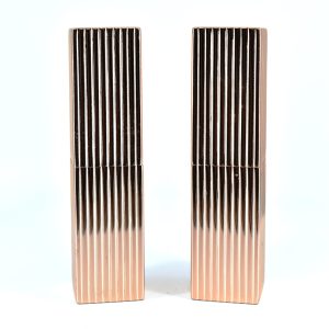 Luxe Ribbed Lipstick Tube  Cup Size: 12.1/12.7mm SKU: 257MA-BL7176