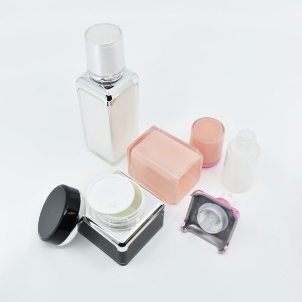 <b>Cosmetic Airless Jar and Bottle Set</b><br> 15ml, 30ml, 50ml <br>SKU: 612AB-RY, 612AA-JC - Image 3