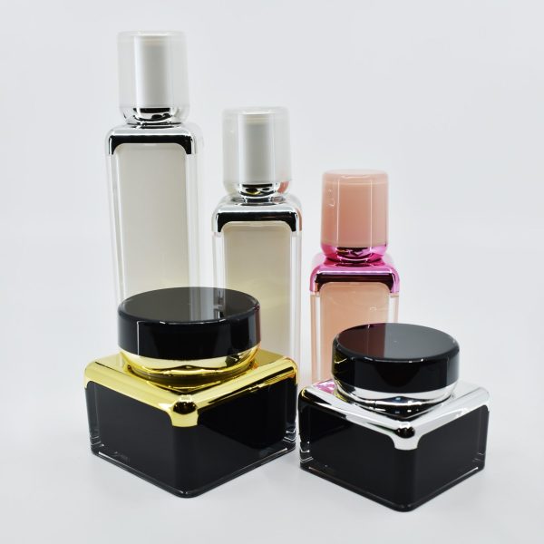 <b>Cosmetic Airless Jar and Bottle Set</b><br> 15ml, 30ml, 50ml <br>SKU: 612AB-RY, 612AA-JC
