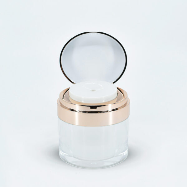 <b> Oval Airless Pump Jar </b><br><i> 50ml </i><br> SKU: 65AB-JY1086