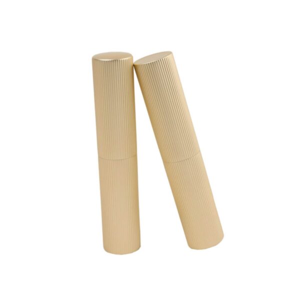 <b>Slim Aluminum Lipstick Tube with magnetic closure</b><br><i>Cup Size: 11.1mm</i><br>SKU: 257MA-BL7270 - Image 3