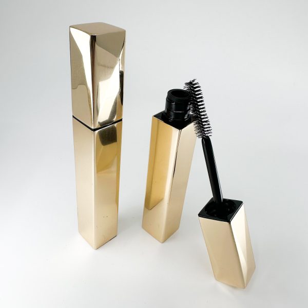 <b>Square Mascara Eyeliner Container</b><br><i> H: 134mm x D:18mm </i><br>SKU: 257LB-BM5110